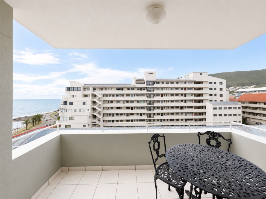 To Let 2 Bedroom Property for Rent in Sea Point Western Cape